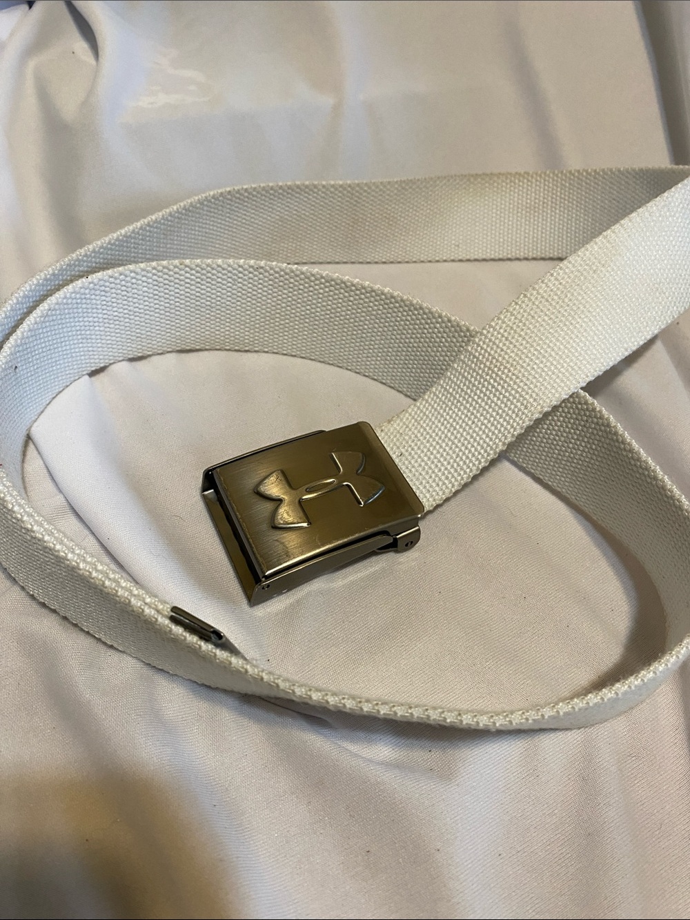 Under Armour White Webbing Belt with Brushed Silver Buckle 48”
